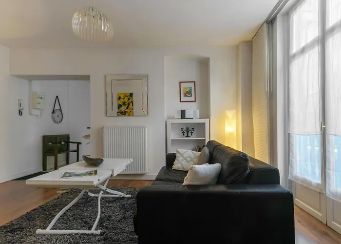 Le Besse - Calme Et Lumineux En Centre Apartmán Vichy