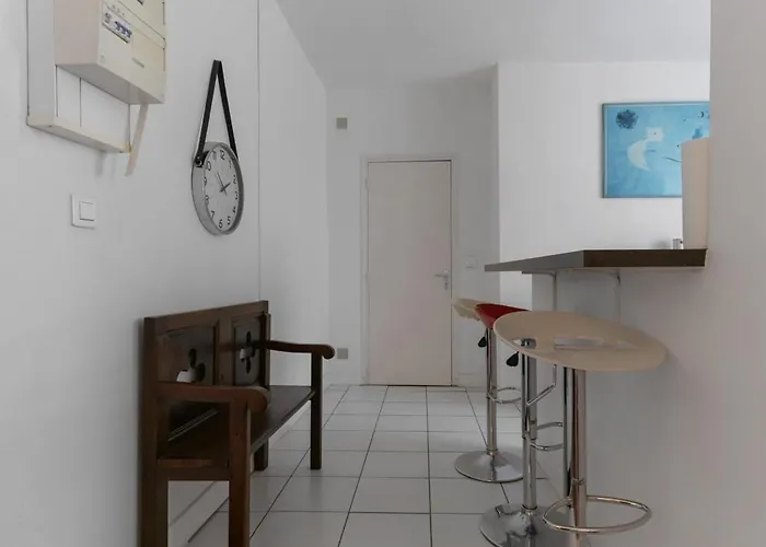 Le Besse - Calme Et Lumineux En Centre Apartmán